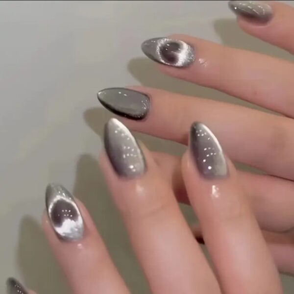 Silver Almond Cat Eye Nails