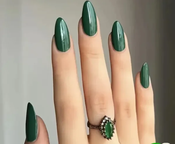 Emerlad Green Press on Nails