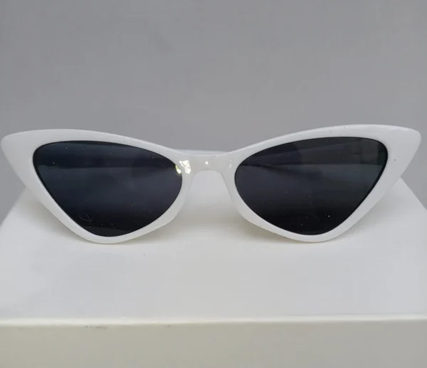 White Retro Cat Eye